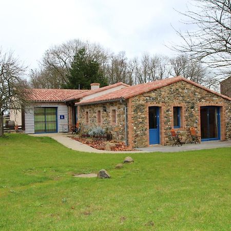Maison De Charme A Mouzillon - Jardin Et Terrasse Accueillante Exterior photo