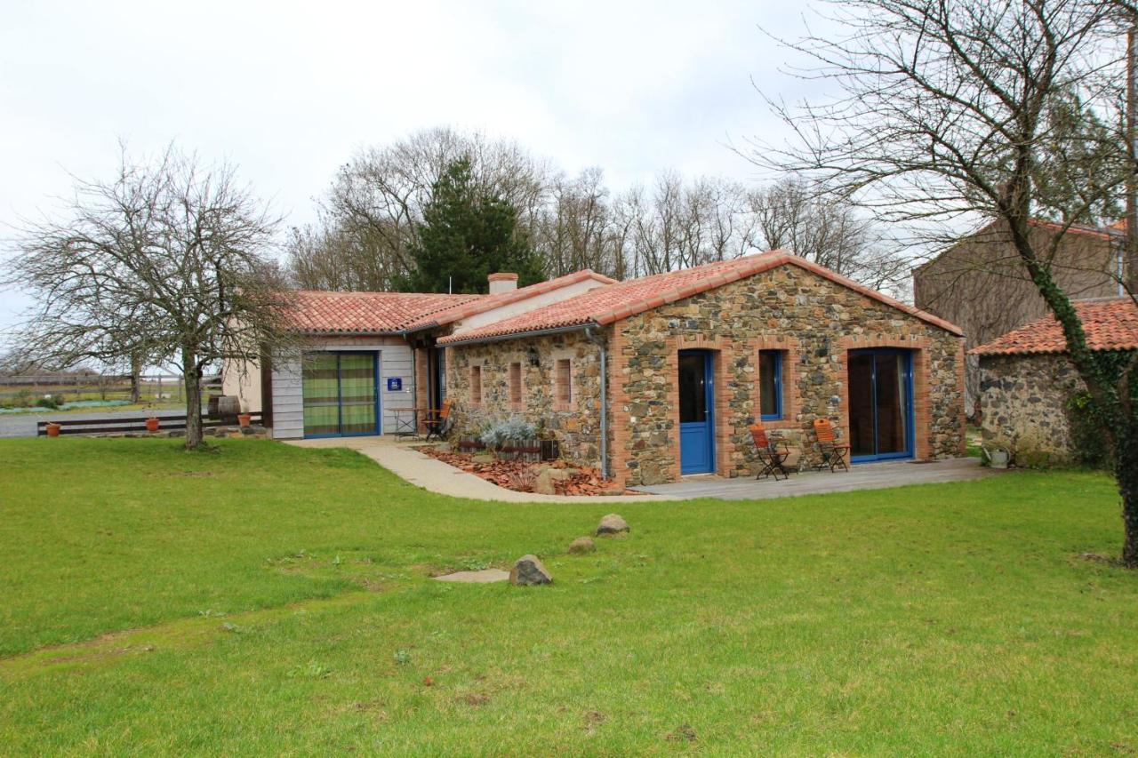 Maison De Charme A Mouzillon - Jardin Et Terrasse Accueillante Exterior photo